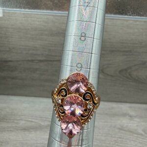 Elegant Pink and Gold Tone Women's Ring